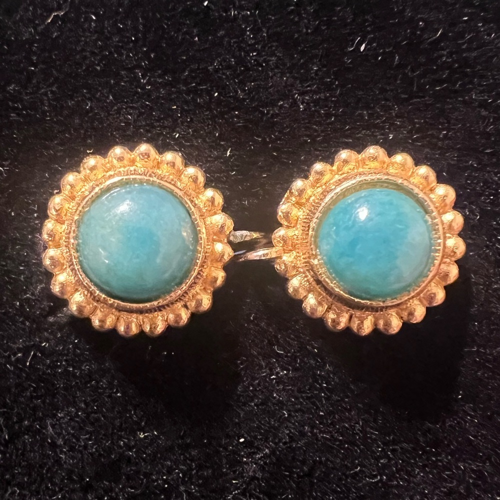 Dainty Clip Earring Gold and Turquoise GUC
